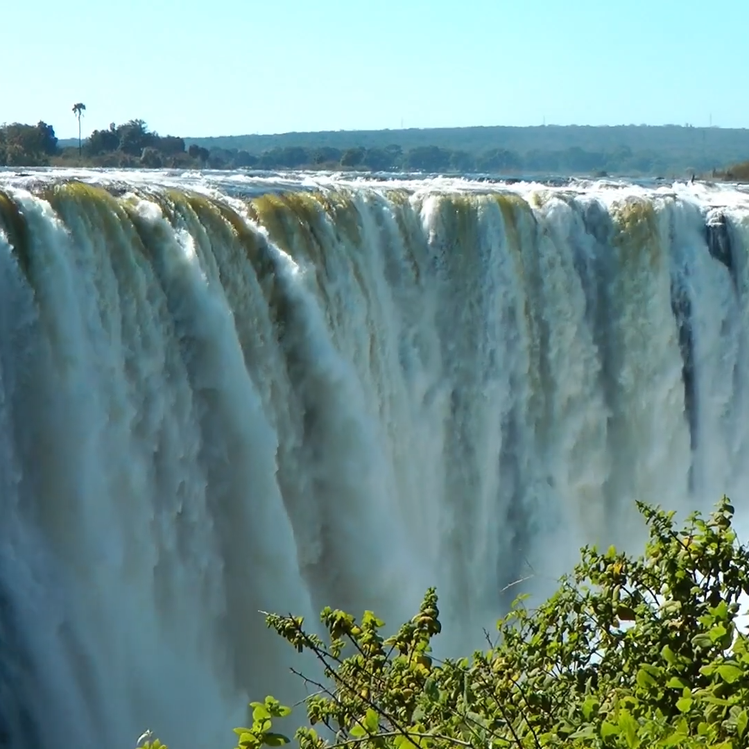 Victoria Falls_African safari destinations