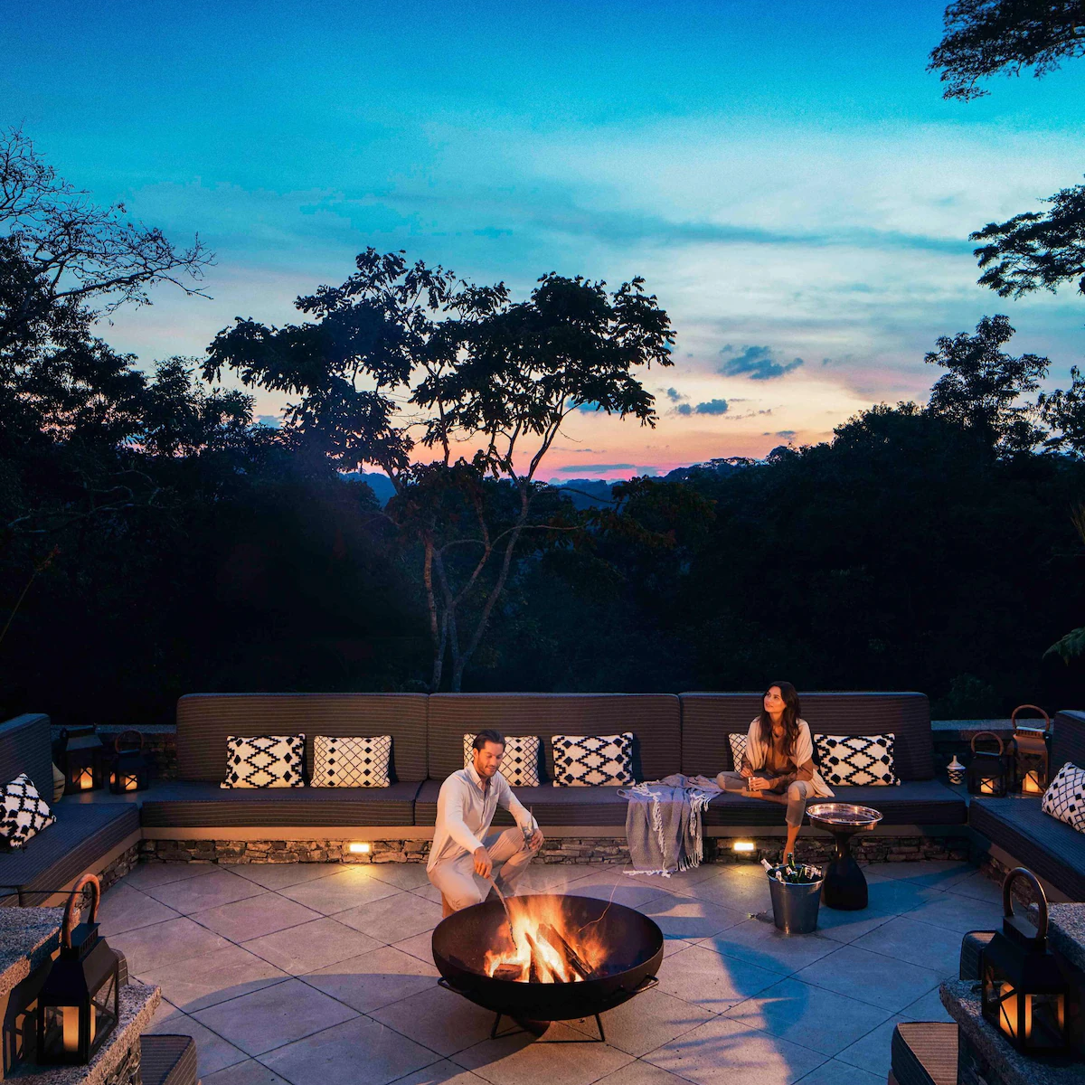 High End Holidays for Couples High End Holidays for Couples_Mtembezi Safaris