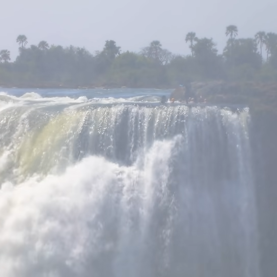 The Devil’s Pool at Victoria Falls The Devil’s Pool at Victoria Falls_Mtembezi African Safaris